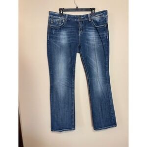Miss Me Easy Boot Jeans Size 34 JE5002E64R Sequin Lace Embellished Medium Wash